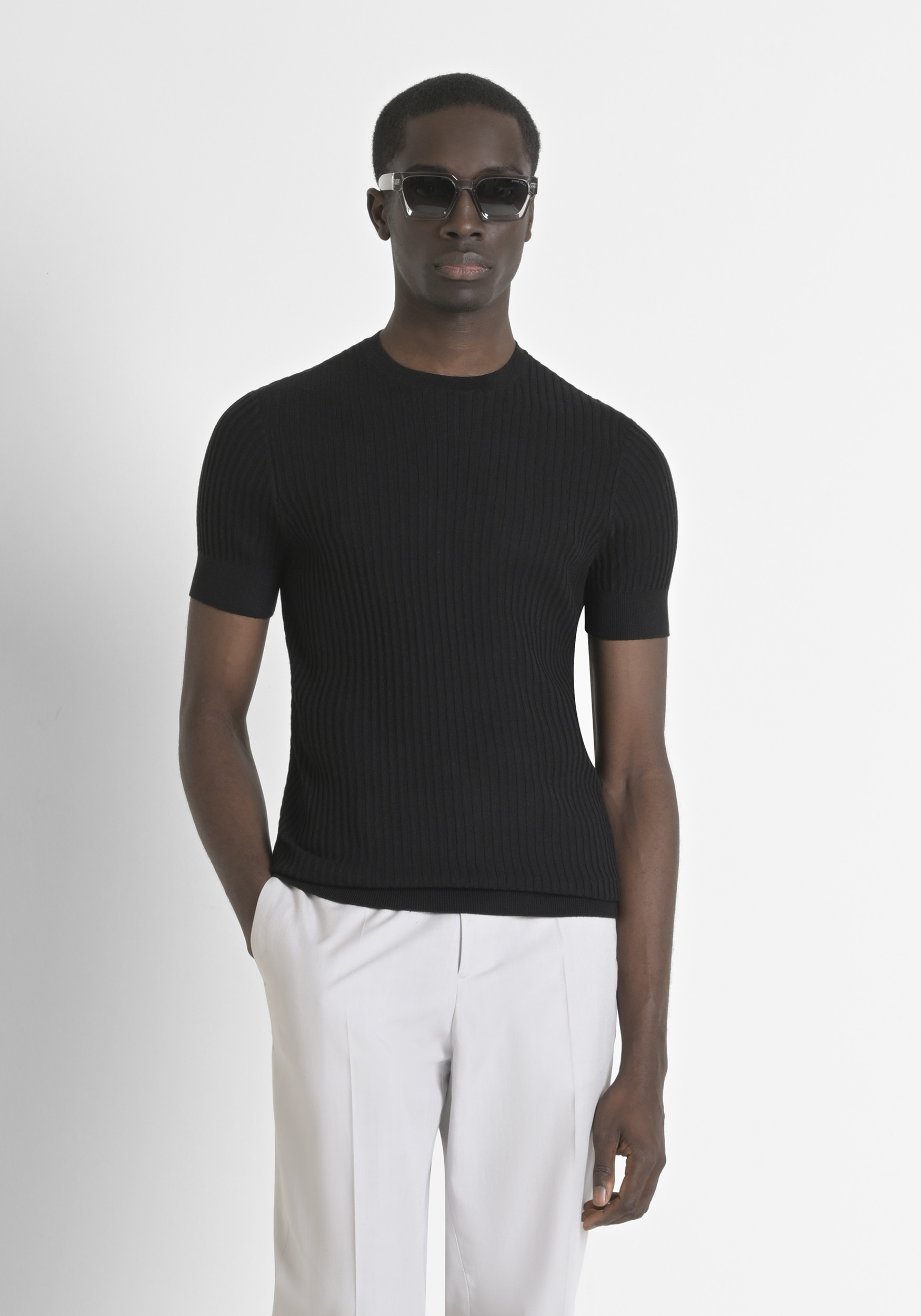 MAGLIA SLIM FIT IN MISTO VISCOSA MORBIDA