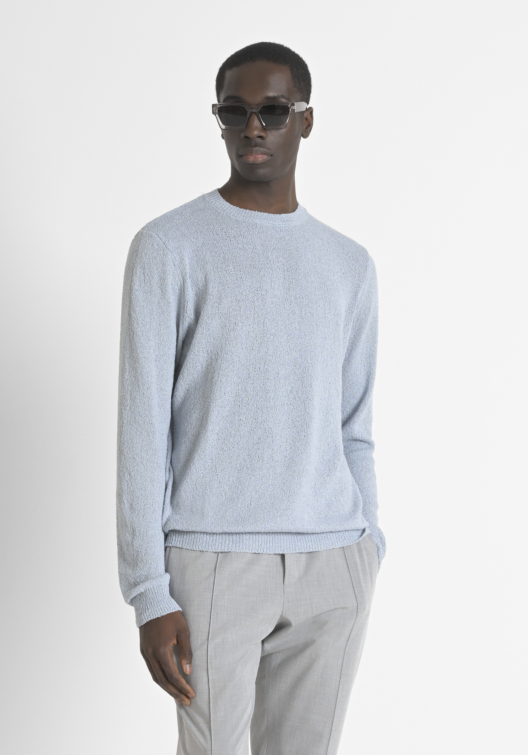 MAGLIA REGULAR FIT IN TESSUTO TECNICO MORBIDO