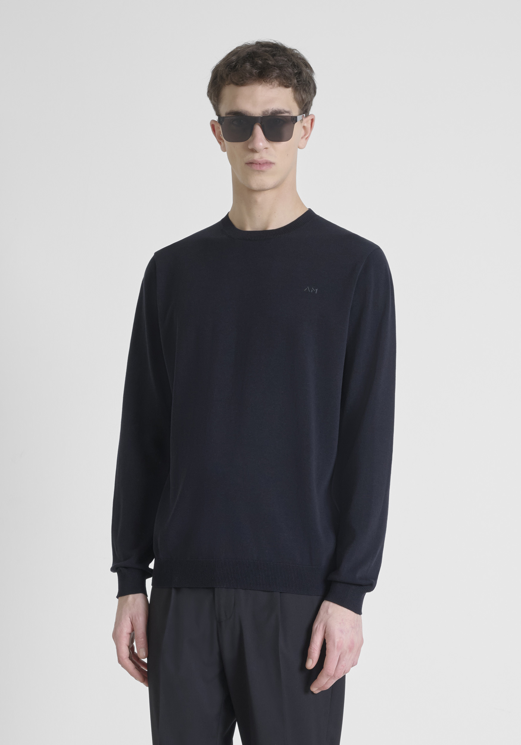 MAGLIA REGULAR FIT IN MISTO COTONE MORBIDO E LOGO STAMPATO