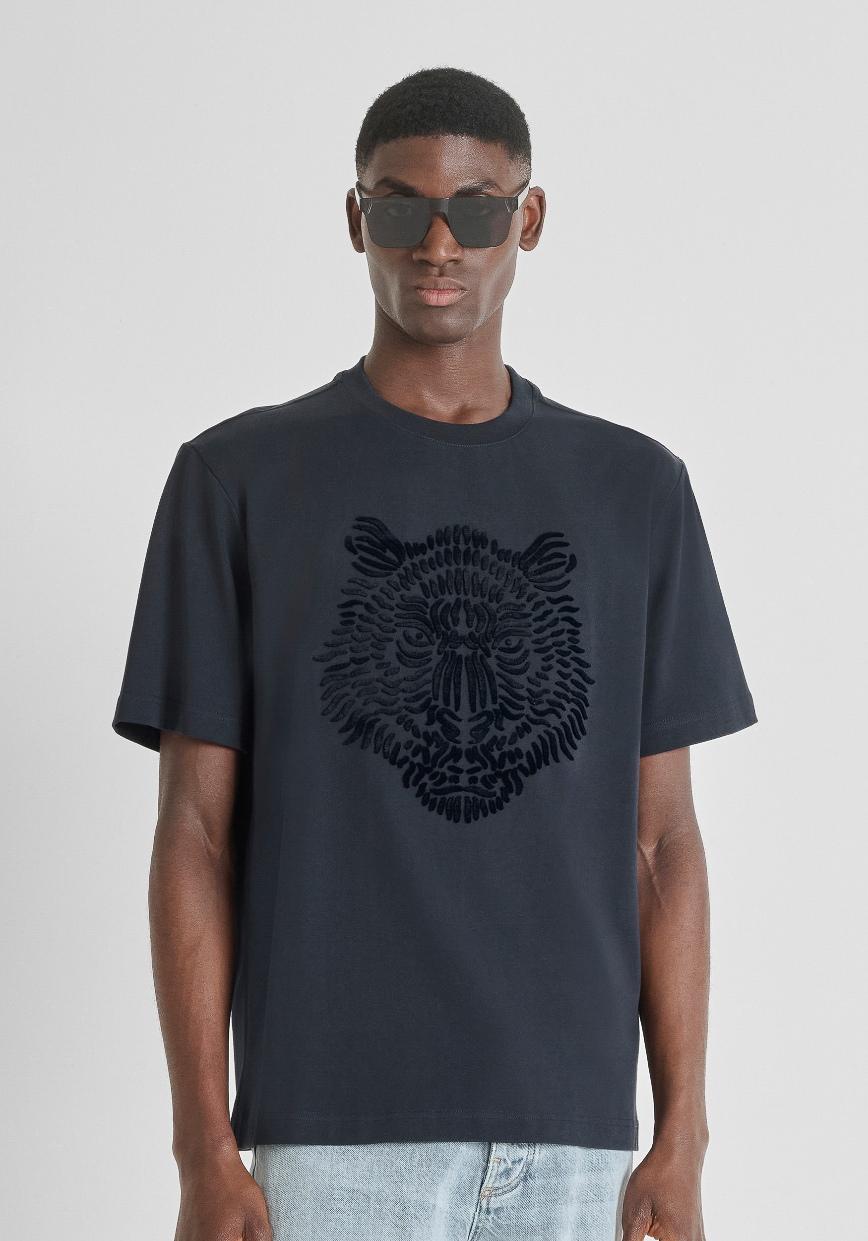 CAMISETA RELAXED FIT EN ALGODÓN