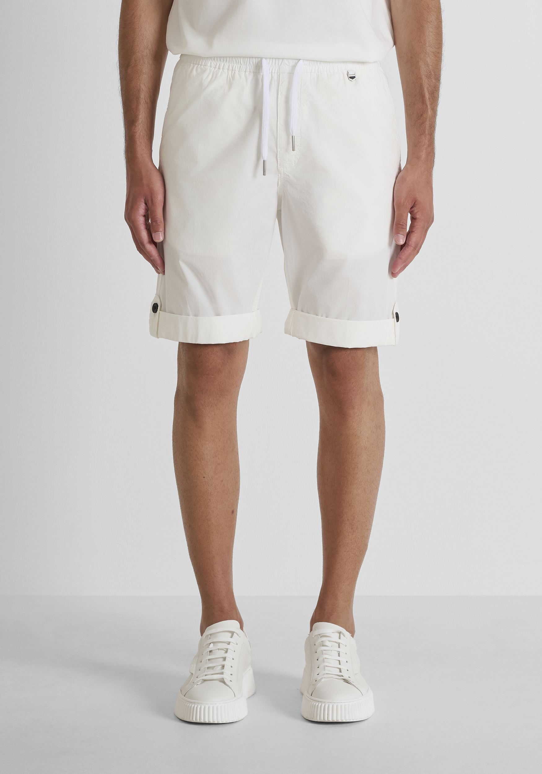 PANTALONES CORTOS REGULAR FIT «NOLAN» DE MEZCLA DE LINO Y ALGODÓN SLUB