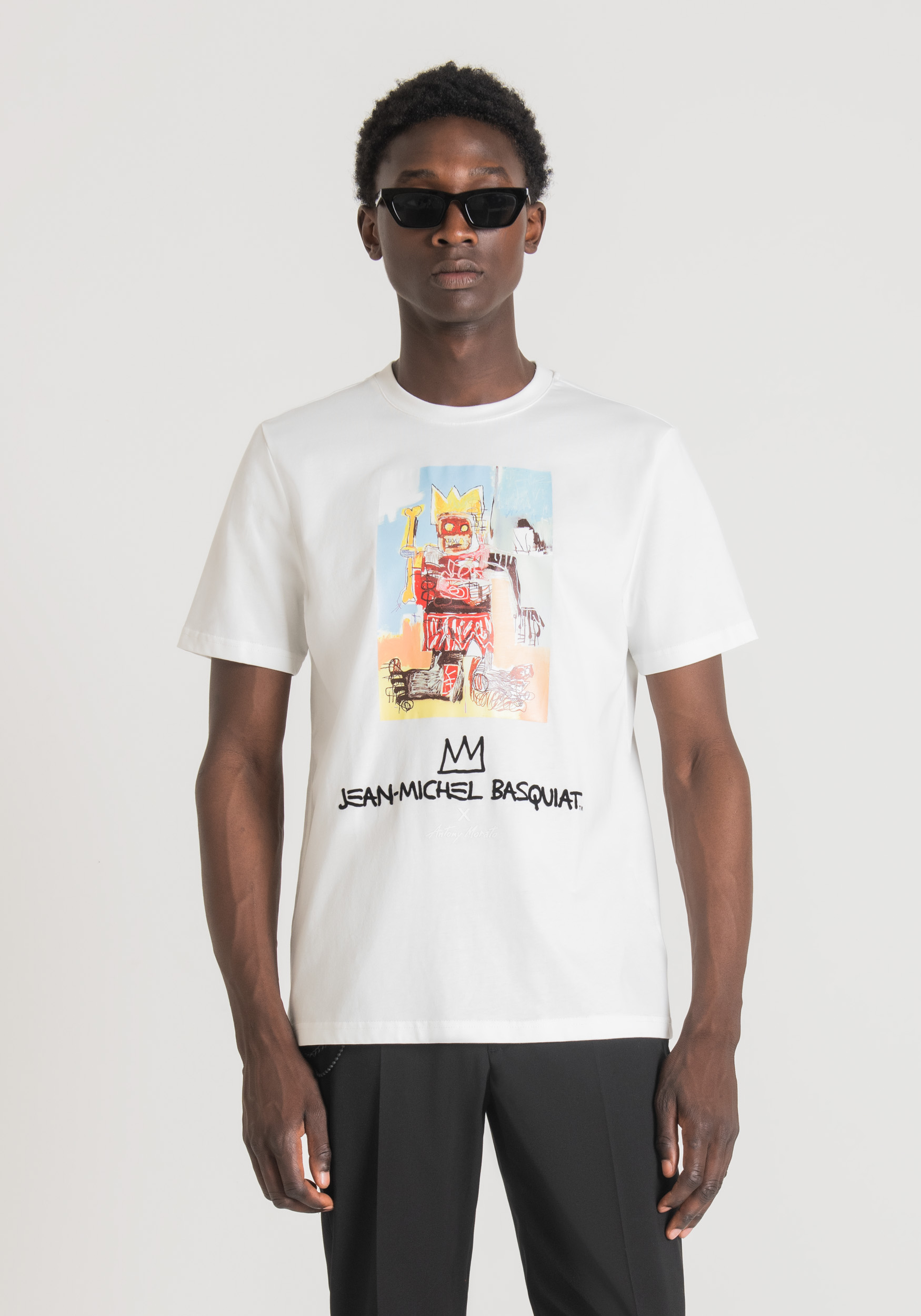 T-SHIRT REGULAR  FIT IN COTONE CON STAMPA BASQUIAT