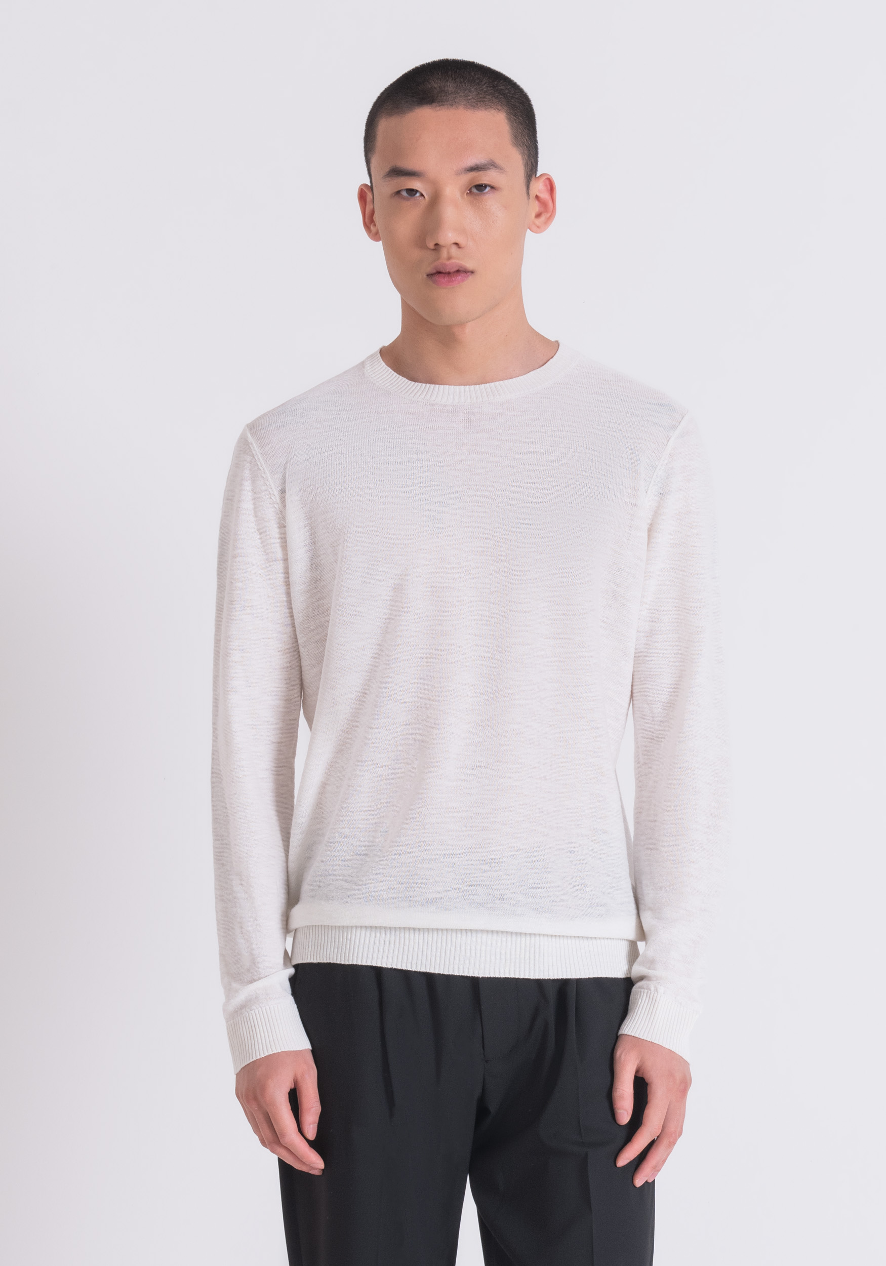 MAGLIA REGULAR FIT IN FILATO LINO MISTO VISCOSA