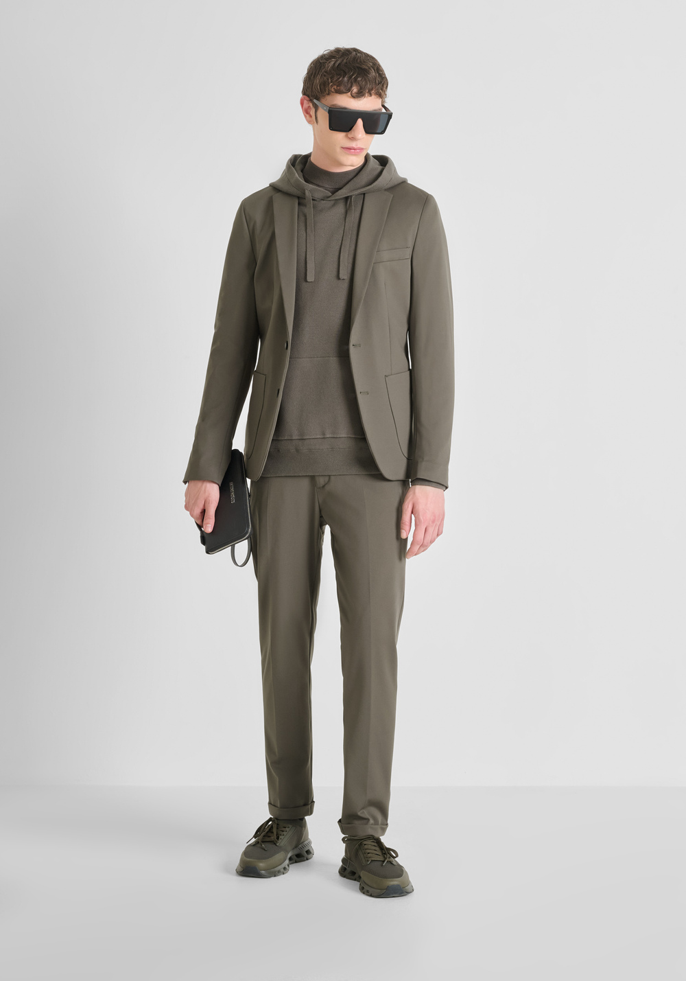 LOOK 121 - Je Shoppe par Look | Antony Morato Online Shop