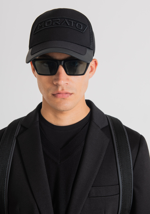 POPLIN CAP WITH EMBOSSED LOGO AND RUBBERISED INSERT - Preview FW22 | Antony Morato Online Shop