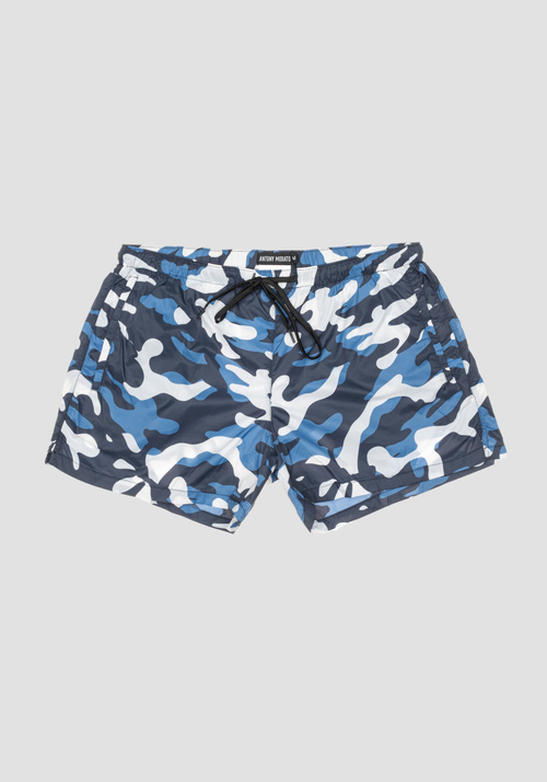 SLIM-FIT SWIMMING TRUNKS WITH CAMOUFLAGE PRINT - All FW19 - no timeless | Antony Morato Online Shop