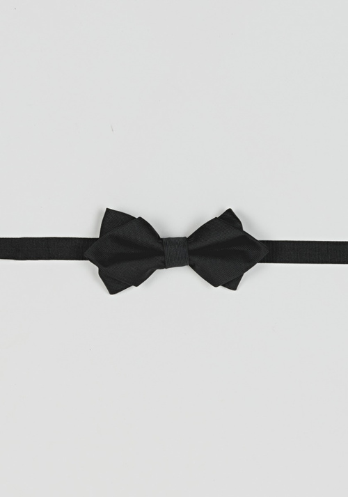 BOW TIE IN SOFT RIBBED FABRIC WITH AN ADJUSTABLE STRAP - Men's Ties and Bow Ties | Antony Morato Online Shop