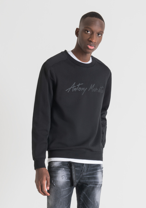 CREW-NECK REGULAR-FIT SWEATSHIRT IN A SOFT FABRIC WITH A LOGO DETAIL - Men's Sweatshirts | Antony Morato Online Shop