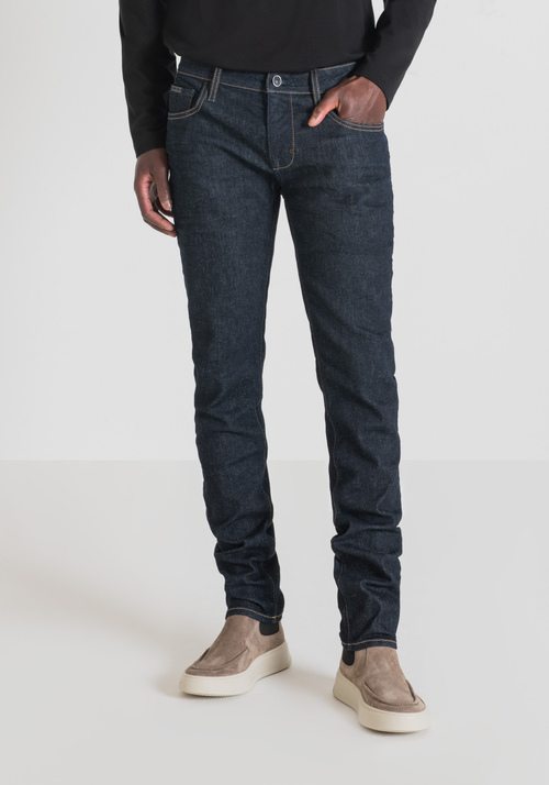 "OZZY" TAPERED-FIT JEANS IN INDIGO BLUE STRETCH DENIM - Men's Tapered Fit Jeans | Antony Morato Online Shop