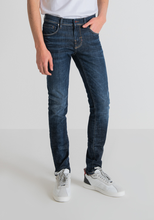 “GILMOUR” SUPER SKINNY FIT JEANS IN RECYCLED COTTON - Men's Super Skinny Fit Jeans | Antony Morato Online Shop