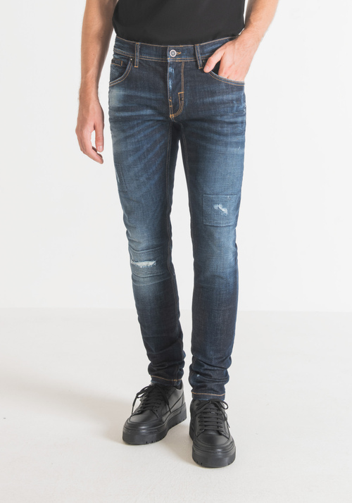 JEANS SUPER SKINNY FIT „GILMOUR“ AUS STRETCH-DENIM MIT DUNKLER WASCHUNG - Jeans | Antony Morato Online Shop