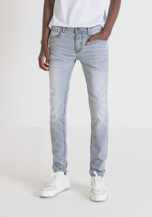JEANS SUPER SKINNY FIT “GILMOUR” IN POWER STRETCH DENIM - Jeans Super Skinny Fit Uomo | Antony Morato Online Shop