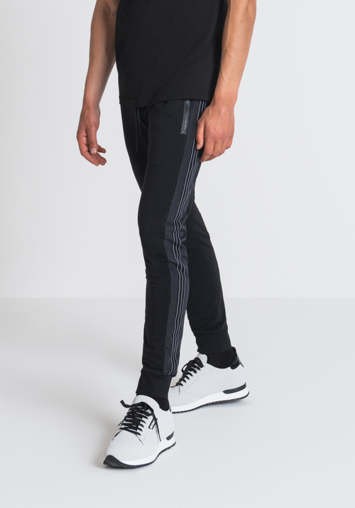 SLIM-FIT SWEATPANTS WITH SIDE STRIPE - Trousers | Antony Morato Online Shop