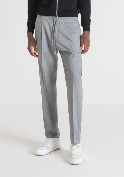 "NEIL" REGULAR-FIT TROUSERS IN SOFT STRETCH FABRIC - Men's Trousers | Antony Morato Online Shop