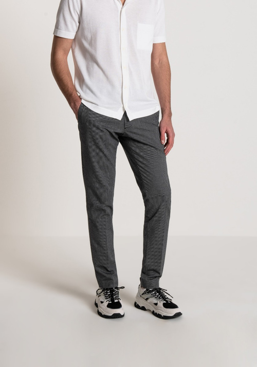 SKINNY-FIT "BRYAN" TROUSERS IN STRETCHY COTTON TWILL - Sale | Antony Morato Online Shop