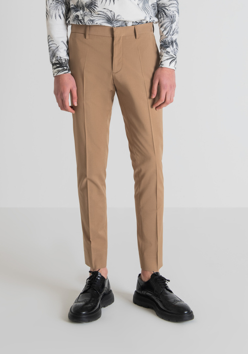 SLIM-FIT “BONNIE” TROUSRS IN A SOFT-TOUCH FABRIC - Men's Trousers | Antony Morato Online Shop