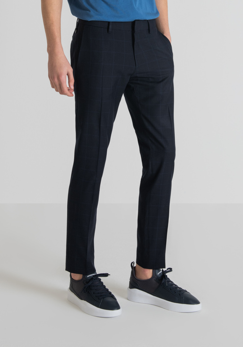 “BONNIE” SLIM FIT TROUSERS WITH CHECK PATTERN - Men's Clothing | Antony Morato Online Shop