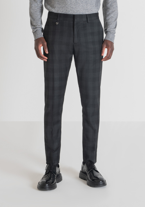 "BONNIE" SLIM-FIT TROUSERS WITH CHECK PATTERN - Men's Clothing | Antony Morato Online Shop