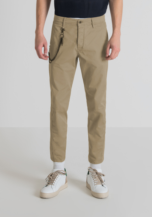 "RONNIE" SLIM-FIT CROPPED TROUSERS WITH CREASED FINISH - Men's Trousers | Antony Morato Online Shop