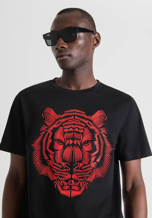 SLIM-FIT T-SHIRT IN PURE COTTON WITH TIGER PRINT - Carry Over | Antony Morato Online Shop