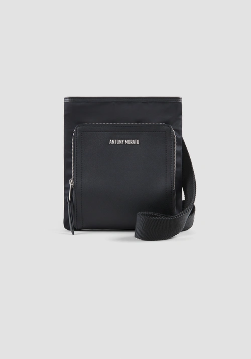 MESSENGER-TASCHE MIT TASCHE AUS NYLON UND GEHÄMMERTEM KUNSTLEDER - Accessoires | Antony Morato Online Shop