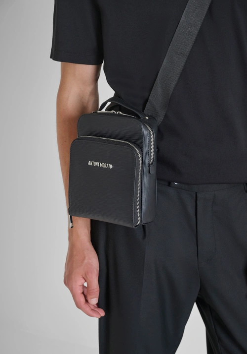 BOLSO CARTERO DE PIEL SINTÉTICA CON ASA Y BANDOLERA - Bolsos | Antony Morato Online Shop