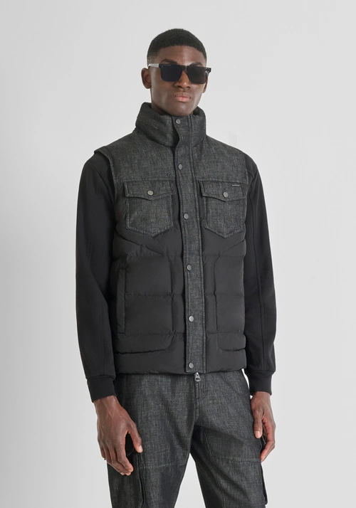 REGULAR FIT SLEEVELESS JACKET IN LIGHTWEIGHT FABRIC - Preview Men's Collection Fall-Winter 2025 | Antony Morato Online Shop