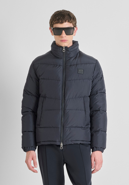 REGULAR FIT DOWN JACKET IN TECHNICAL FABRIC WITH DUPONT SORONA PADDING AND LOGO PATCH - Men's Field Jackets and Coats | Antony Morato Online Shop
