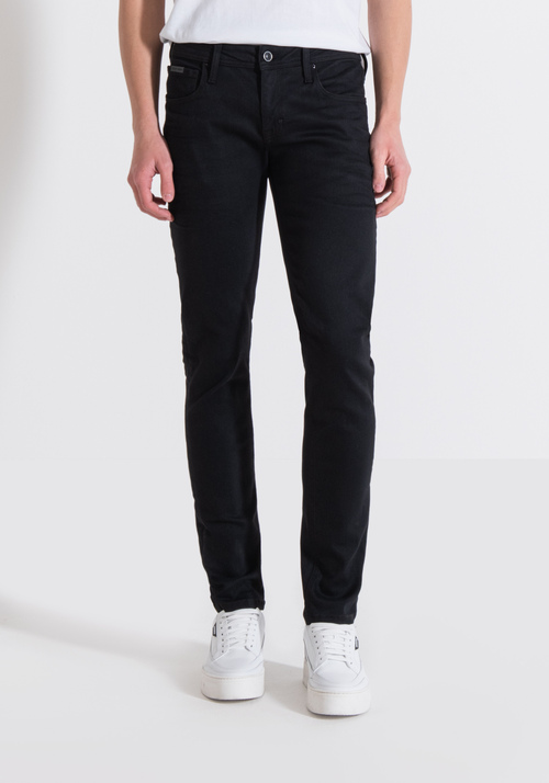 "OZZY" TAPERED JEANS IN STRETCH DENIM - Preview Men's Collection Spring-Summer 2024 | Antony Morato Online Shop