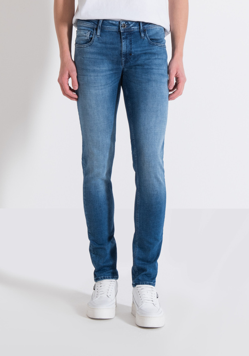 "OZZY" TAPERED FIT JEANS IN MEDIUM-WASH STRETCH DENIM - Jeans | Antony Morato Online Shop