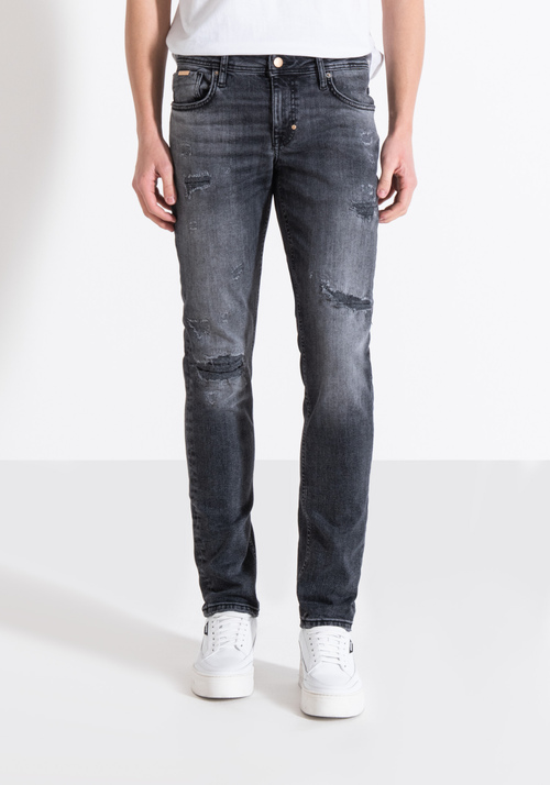 JEANS TAPERED OZZY EN DENIM EXTENSIBLE NOIR NOIR AVEC LIGNE VINTAGE EN OR - Men's Tapered Fit Jeans | Antony Morato Online Shop