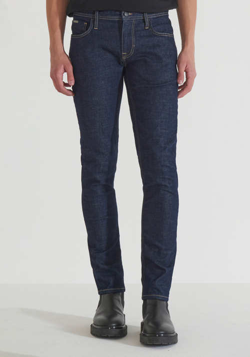 "OZZY" TAPERED FIT JEANS IN BLUE DENIM - Men's Tapered Fit Jeans | Antony Morato Online Shop