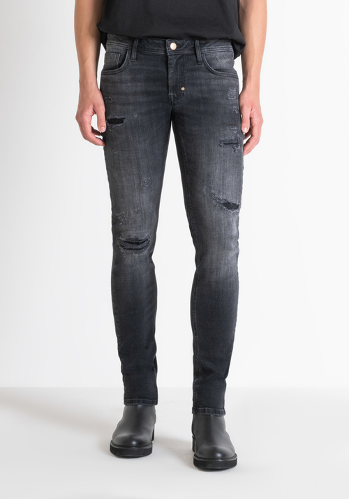 TAPERED FIT "OZZY" JEANS IN DARK VINTAGE-EFFECT DENIM WITH RIPS - ozzy | Antony Morato Online Shop