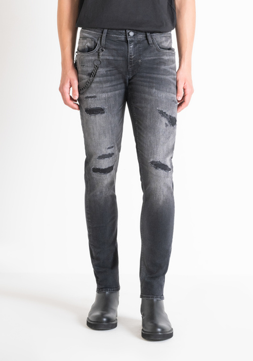 TAPERED FIT "IGGY" JEANS IN BLACK DENIM WITH RIPS - Men's Tapered Fit Jeans | Antony Morato Online Shop