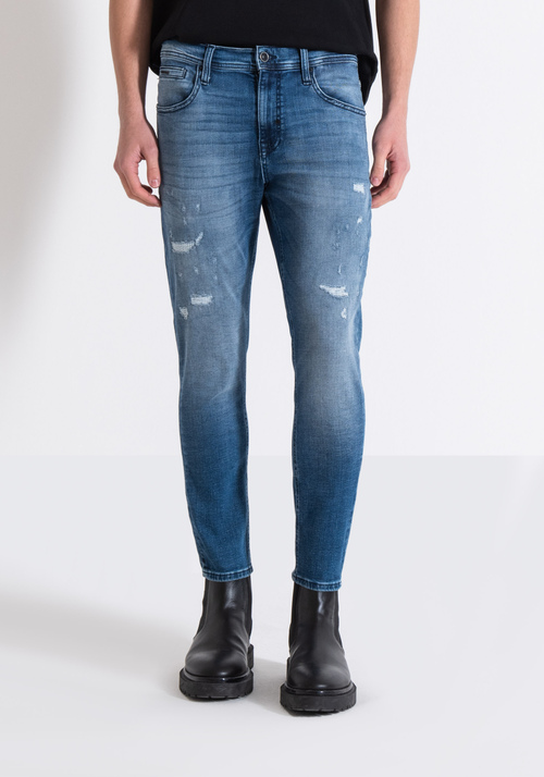 "KARL" CROPPED FIT SKINNY JEANS IN BLUE STRETCH DENIM WITH LIGHT WASH - Men's Jeans | Antony Morato Online Shop