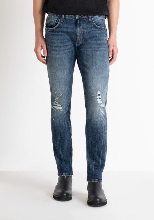 TAPERED FIT "KURT" JEANS IN LIGHT COLOUR DENIM WITH RIPS - Men's Jeans | Antony Morato Online Shop