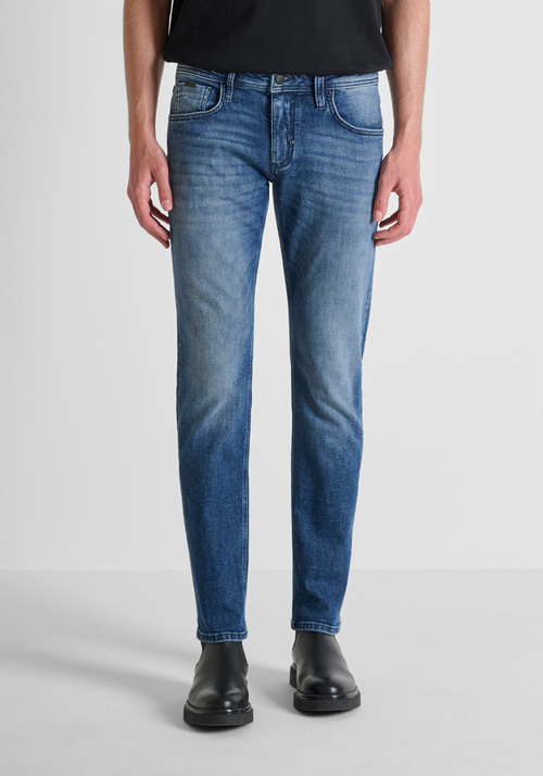 VAQUEROS COMFORT TAPERED FIT «KURT» EN DENIM AZUL TITAN - Vaqueros | Antony Morato Online Shop
