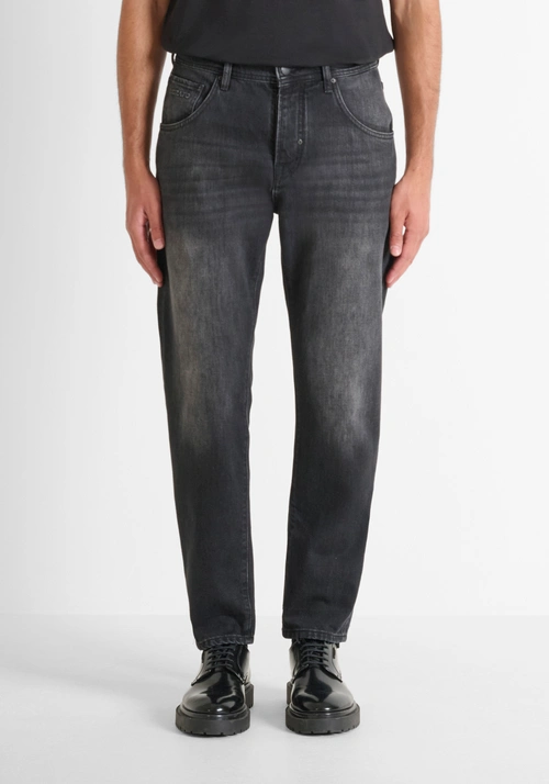 VAQUEROS REGULAR ANKLE LENGTH FIT «HENRY» EN DENIM NEGRO - Vaqueros | Antony Morato Online Shop