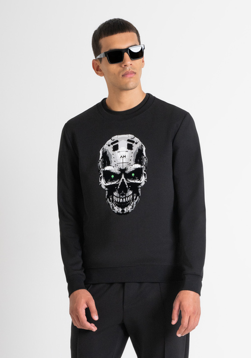 SLIM FIT SWEATSHIRT IN BLACK COTTON BLEND WITH CYBERG SKULL PRINT - Preview Men's Collection Fall-Winter 2024 | Antony Morato Online Shop