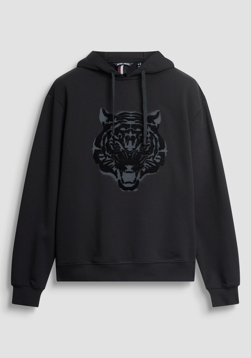 RELAXED FIT KAPUZENSWEATSHIRT AUS NACHHALTIGEM BAUMWOLL-MIX MIT TIGER-PRINT - Sweatshirts | Antony Morato Online Shop
