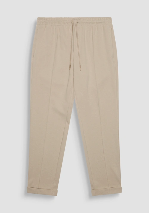 PANTALONES DE FELPA CARROT FIT DE ALGODÓN ELÁSTICO CON DOBLADILLOS EN EL BAJO Y PLACA CON LOGOTIPO - Pantalones | Antony Morato Online Shop