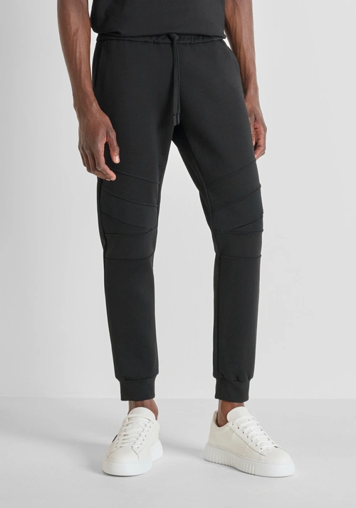 SLIM FIT FLEECE TROUSERS IN COTTON BLEND WITH TIGER PATCH - Preview Men's Collection Fall-Winter 2025 | Antony Morato Online Shop