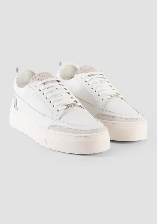 "FLINT" LOW-TOP TRAINERS IN LEATHER WITH CONTRASTING SUEDE DETAILS AND LOGO PLAQUE - Footwear | Antony Morato Online Shop