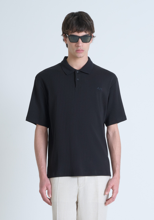 LÄSSIGES POLO AUS BAUMWOLLE MIT STREIFENMOTIV UND GESTICKTEM LOGO - Mood Marrakech | Antony Morato Online Shop
