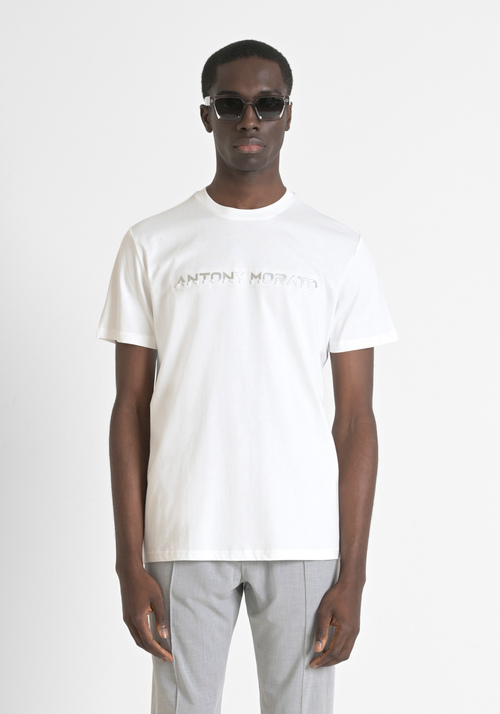 REGULAR FIT T-SHIRT IN PURE COTTON JERSEY WITH TWO TONE EMBOSSED LOGO PRINT - Clothing | Antony Morato Online Shop