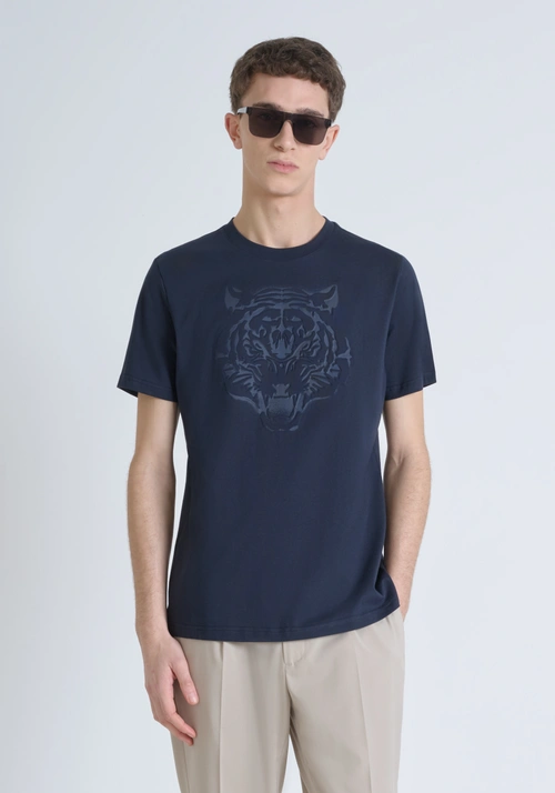 REGULAR FIT 100% COTTON JERSEY T-SHIRT WITH EMBOSSED TIGER PRINT - Mood Ho Chi Minh | Antony Morato Online Shop