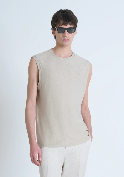 REGULAR FIT TOP AUS BAUMWOLLJERSEY MIT GESTICKTEM LOGO - Outfit city casual | Antony Morato Online Shop