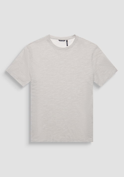 RELAXED FIT T-SHIRT IN COTTON WITH METAL BADGE - Mood Jakarta | Antony Morato Online Shop