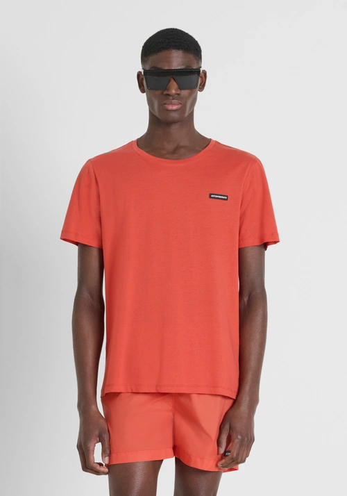 T-SHIRT REGULAR FIT IN COTONE E PATCH LOGATA - Abbigliamento Uomo | Antony Morato Online Shop
