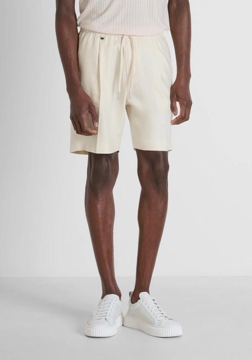 SHORTS REGULAR FIT «VINCENT» DE TEJIDO ELÁSTICO - Bermuda y Shorts | Antony Morato Online Shop
